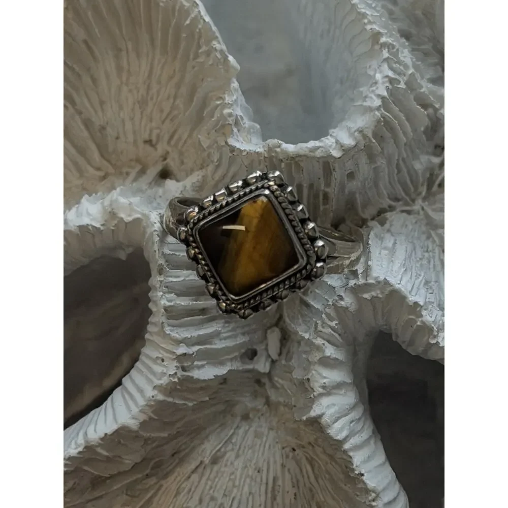 Vintage 925 Sterling Silver Tigers Eye Gemstone Ring Size 9